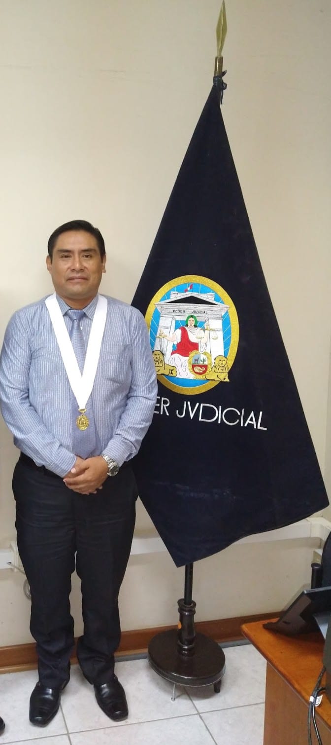 Dr. Juan Carrera Cutipa